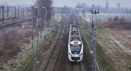 Do LSSE dojedziemy pociągiem. PKP PLK podpisały umowę na budowę przystanku