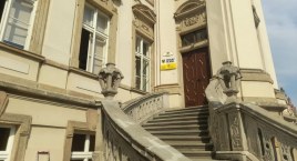Tadeusz Krzakowski zrywa umowę z marszałkiem. Teatr bez pieniędzy z miasta?