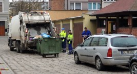 PHU Komunalnik puka do bram Legnicy. Czy pora się bać?