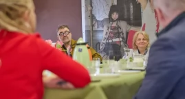 Historyczny moment: legniccy radni przyszli do legnickiego teatru