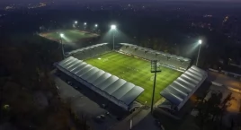Trzy oferty na modernizację oświetlenia stadionu w Legnicy