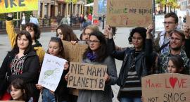 Strajk klimatyczny w Legnicy. „Najpierw natura, później matura”