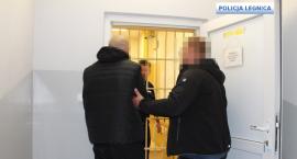 Spowodował wypadek, nie udzielił pomocy i uciekł. Jest już w areszcie 