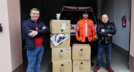Motocykliści z Wulkan Team sprezentowali ratownikom kombinezony