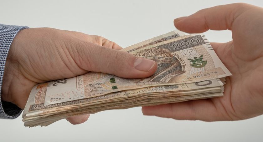 Czy należy zwrócić zadatek  z uwagi na koronawirusa?