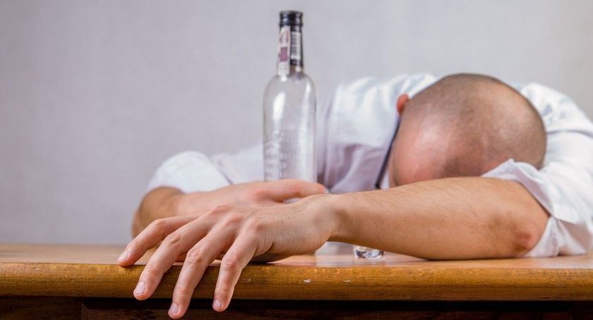 Alkoholowy rekordzista za kierownicą. W alkomacie zabrakło skali!