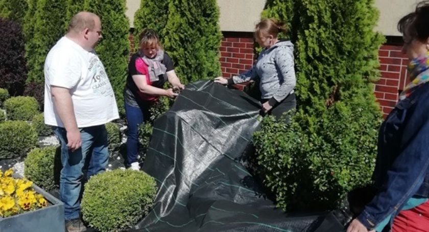 Gminny Ośrodek Kultury w Liskowie „tonie” w zieleni