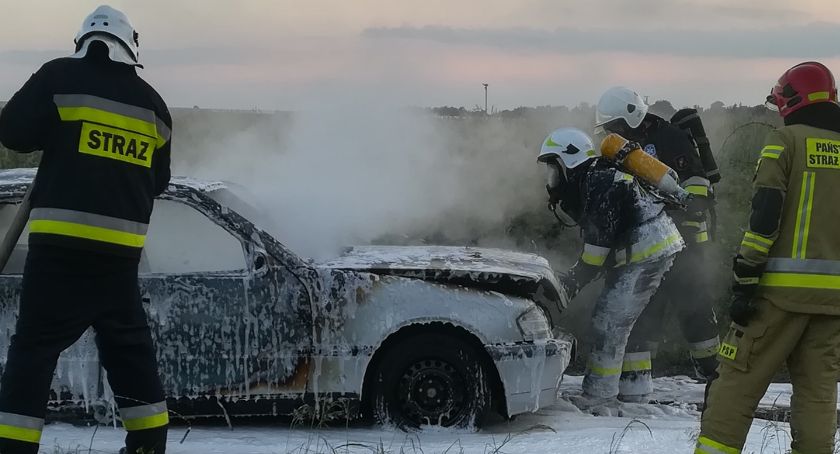 W Cieni spłonął mercedes