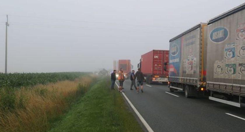 Zderzenie koło Russowa, dwie osoby w szpitalu