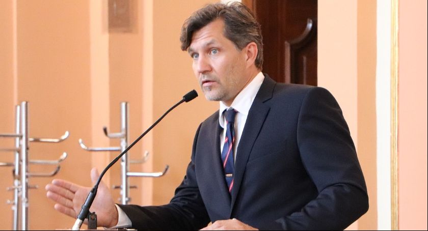 Rada Miasta nie przegłosowała podwyżki ceny za odbiór śmieci ! 