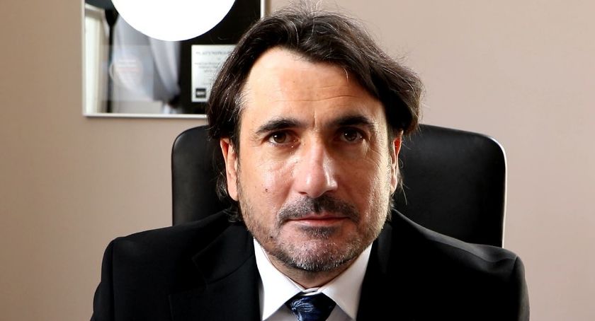 Czy prezydent umarza podatki, komu chce, czy ma jakąś metodę?