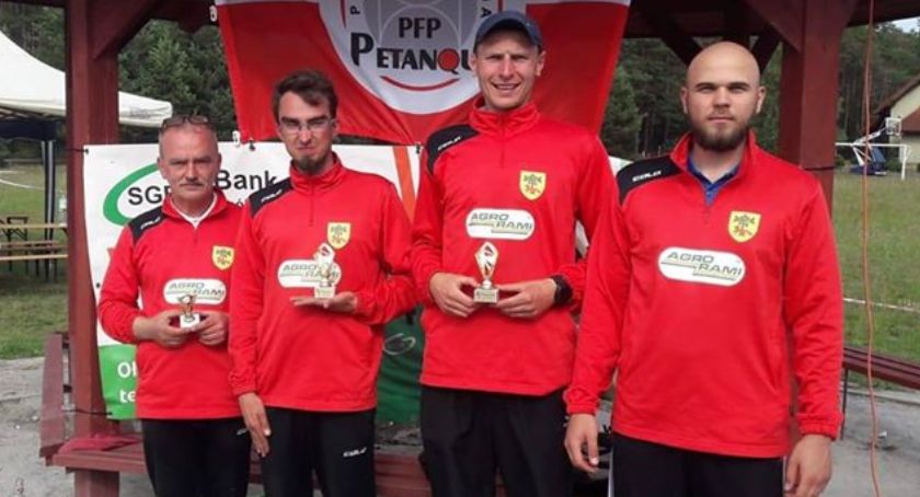 Czterech na podium a pozostali w czołówce