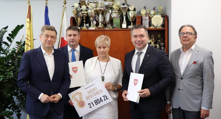 Opatówek z „Szatnią na medal”