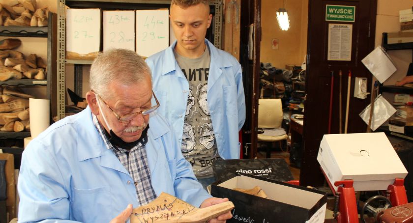 Kaliski szewc ortopedyczny, który szył buty papieżowi 