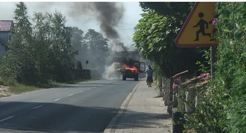 W Pruszkowie płonęła koparka
