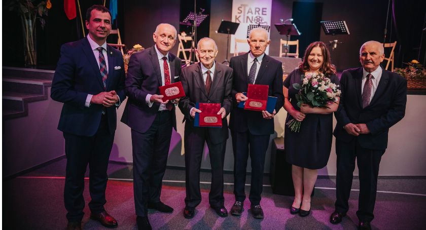 Zasłużeni skalmierzyczanie odznaczeni medalami