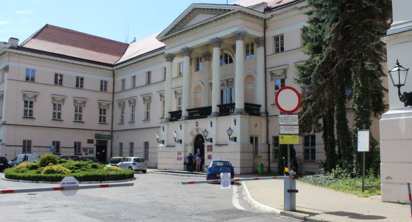 Utrudnienia przy Starostwie Powiatowym w Kaliszu 