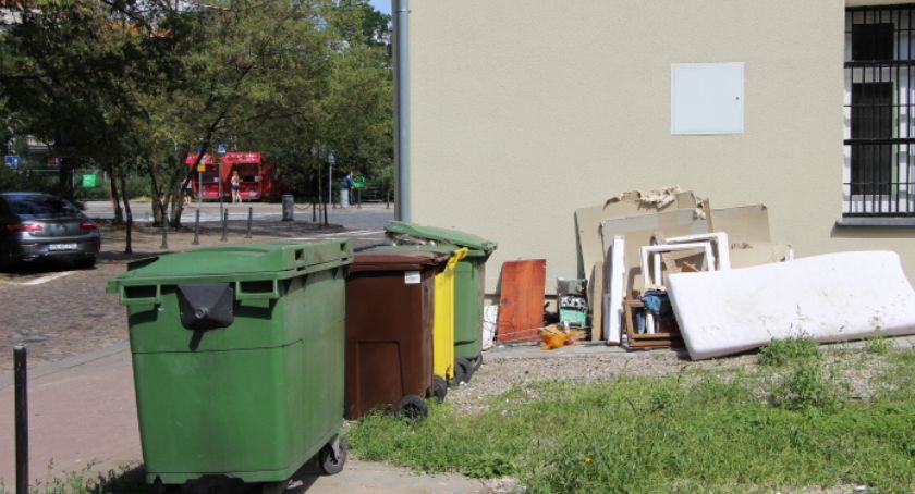 Śmietnisko na Parczewskiego - wizytówką centrum miasta
