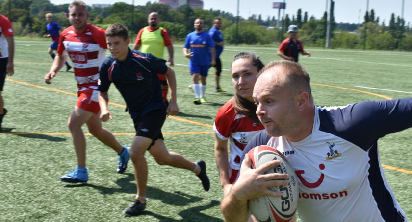 Rugbiści i futboliści grali dla Marceliny