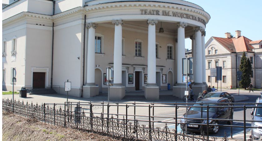 Od dzisiaj całkowity zakaz parkowania pojazdów na placu Bogusławskiego