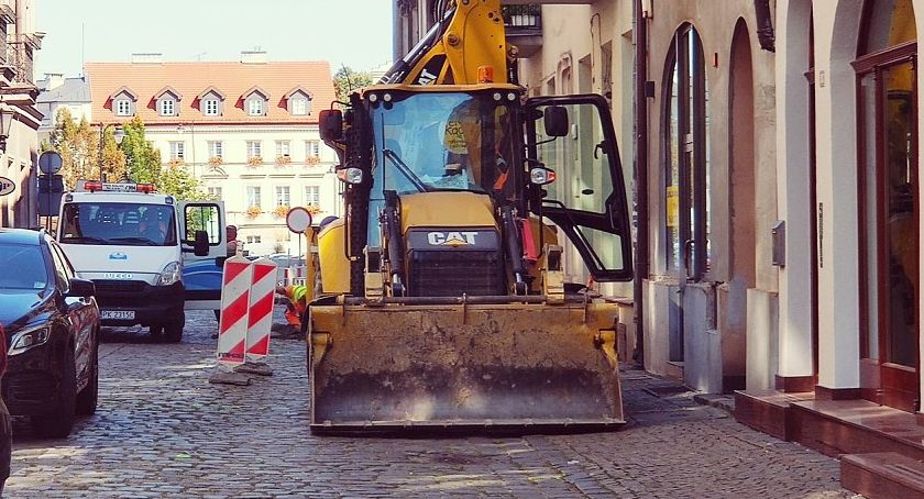 Uwaga! Na Mariańskiej i Łaziennej wystąpią zmiany w ruchu kołowym i parkowaniu pojazdów