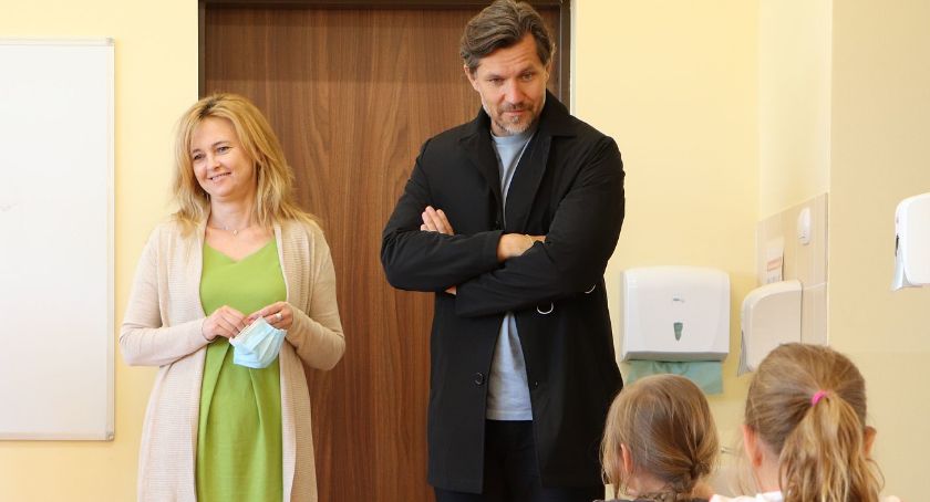 Szkoła w Winiarach została rozbudowana. Będą lekcje w nowych klasach.