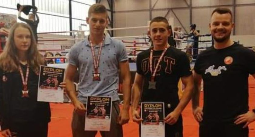 Medalowy low kick kaliskich klubów