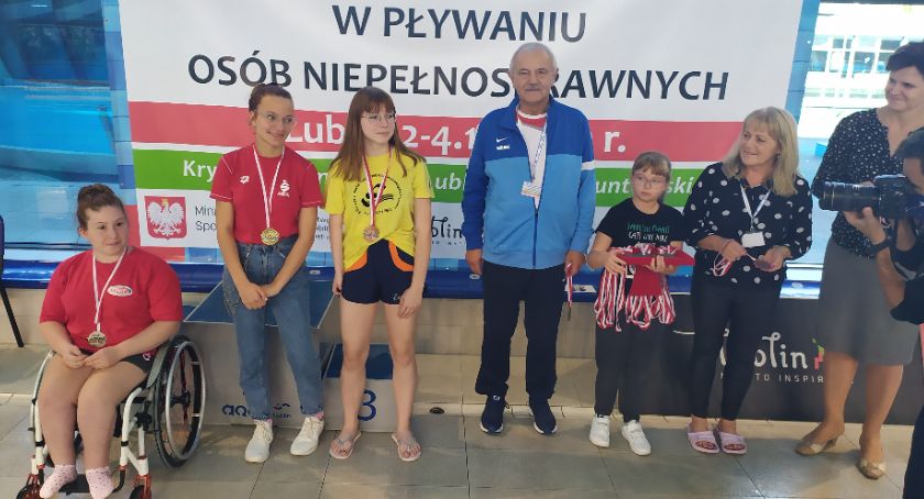 Udane juniorskie debiuty. Wysoka forma pływaczek KSN Start Kalisz