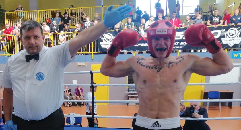 Kaliski kickboxing w natarciu. Medale mistrzostw kraju dla Prosny i KS Ziętek Team
