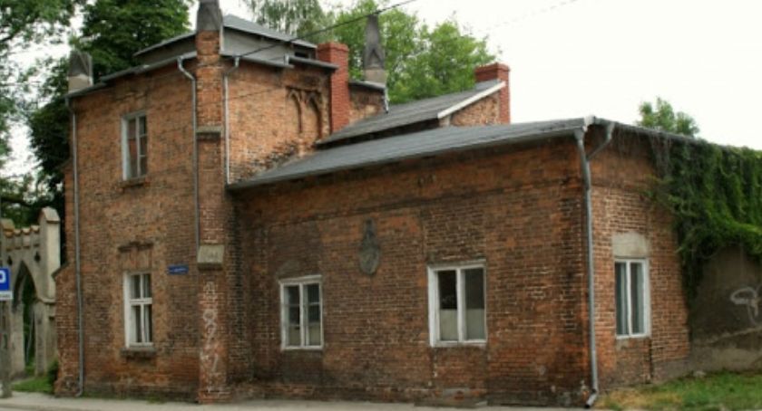 Tajemnicza cukierenka, która stała się biblioteką