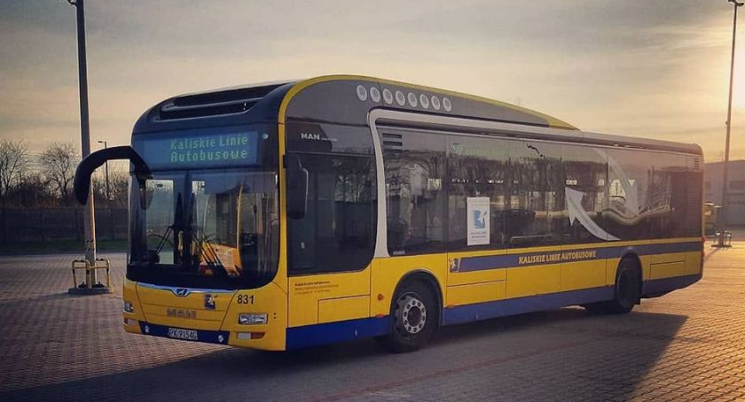 Pół tysiąca uczniów ma „pod górkę” do szkoły. Kłopoty z dojazdem do Technikum im. Św. Józefa