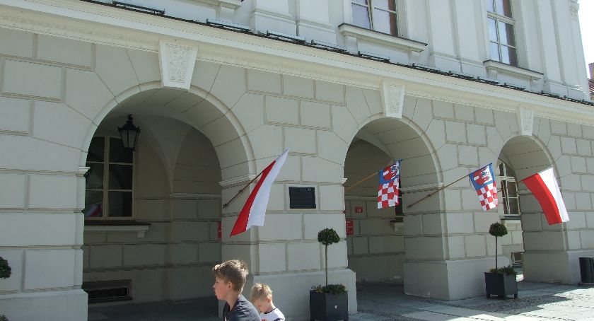 Nagrywanie sesji i promocja miasta, czyli wydatki z miejskiej kasy we wrześniu 2020 r.
