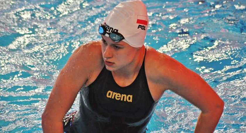  Podium i rekordy życiowe Julii Maik. Pływacy rywalizowali do północy