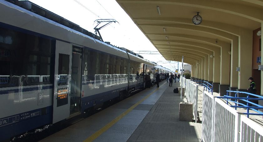 Wciąż jeszcze utrzymujemy się na szynach - nowy rozkład jazdy PKP