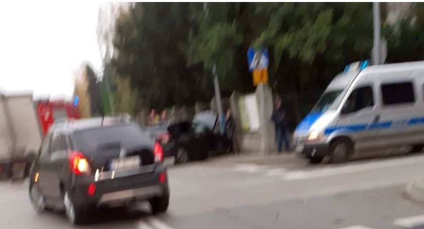 Kolejne zderzenie na feralnym skrzyżowaniu Młynarskiej z Polną
