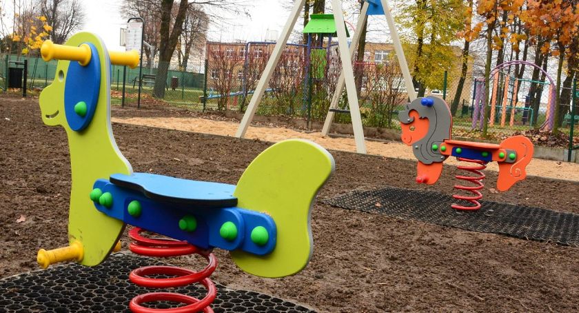 Edukacyjny plac zabaw powstał przy ZS-P nr 2 w Kaliszu