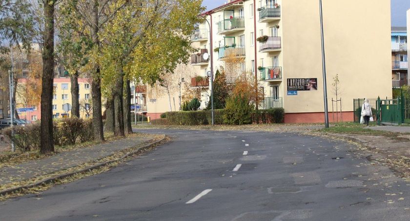 Uwaga! Remont drogi na osiedlu Dobrzec od targowiska do skrzyżowania z ulicą Wyszyńskiego.