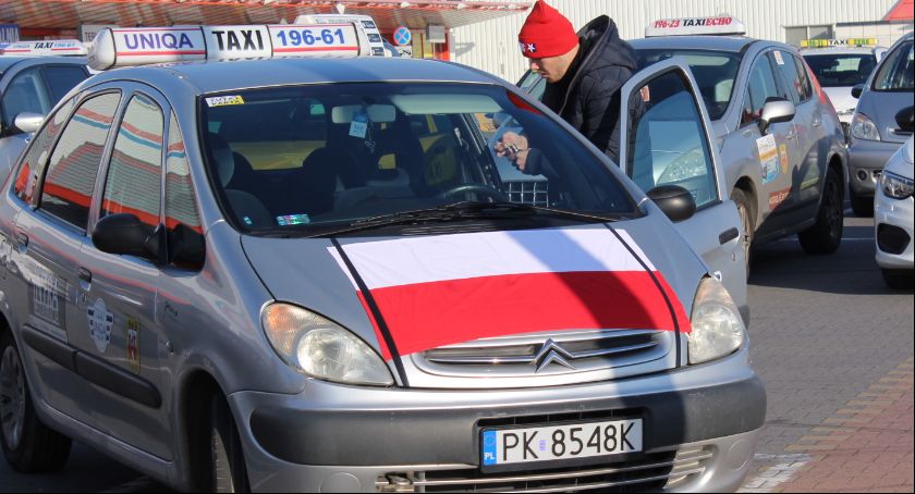 Karawana protestujących taksówkarzy pojechała na Ostrów