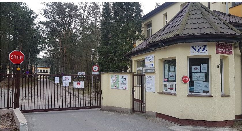 Andrzej Łakomiak, rehabilitant ze szpitala w Wolicy, przegrał walkę z koronawirusem