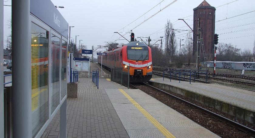 Nie pojedziemy do Lublina, mniej będzie pociągów do Wrocławia. Nowy rozkład jazdy PKP.