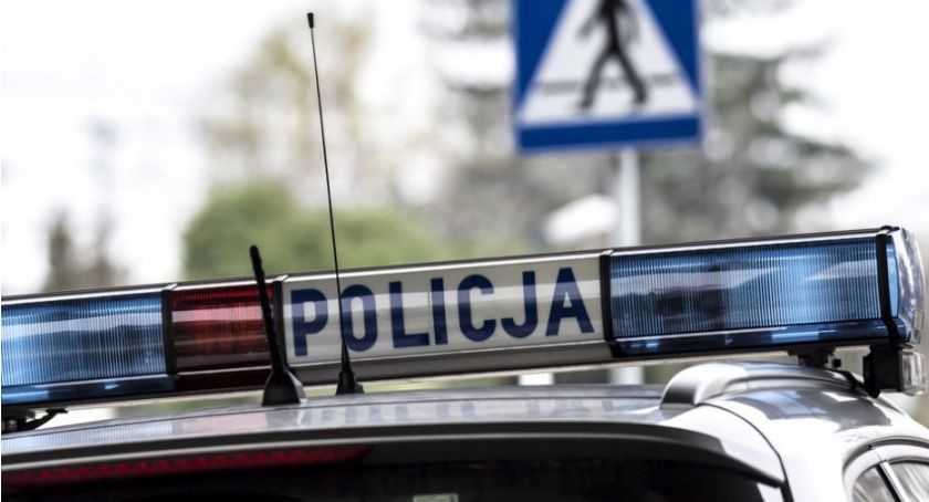 Zrobił unik i uderzył w słup