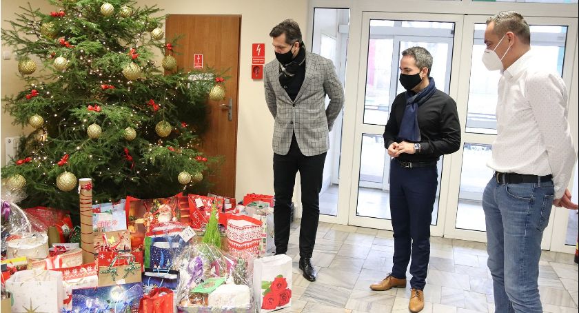 Kaliszanie okazali wielkie serce, przygotowując świąteczne paczki dla każdego z pensjonariuszy DPS