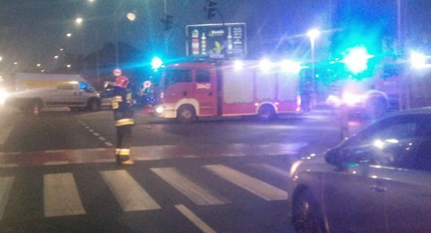 Wypadek na ul. Łódzkiej, kierowca w szpitalu