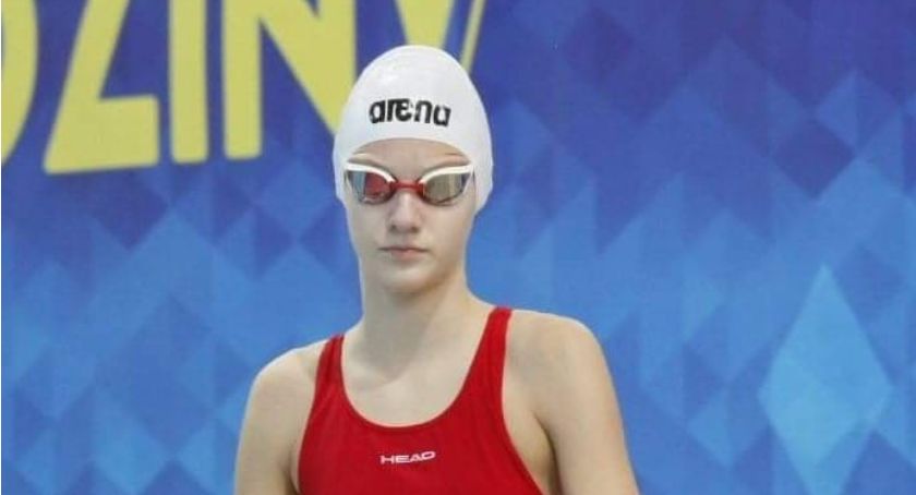 Julia i Alicja podbijają pływackie areny. Sukcesy pływaczek KKS Kalisz