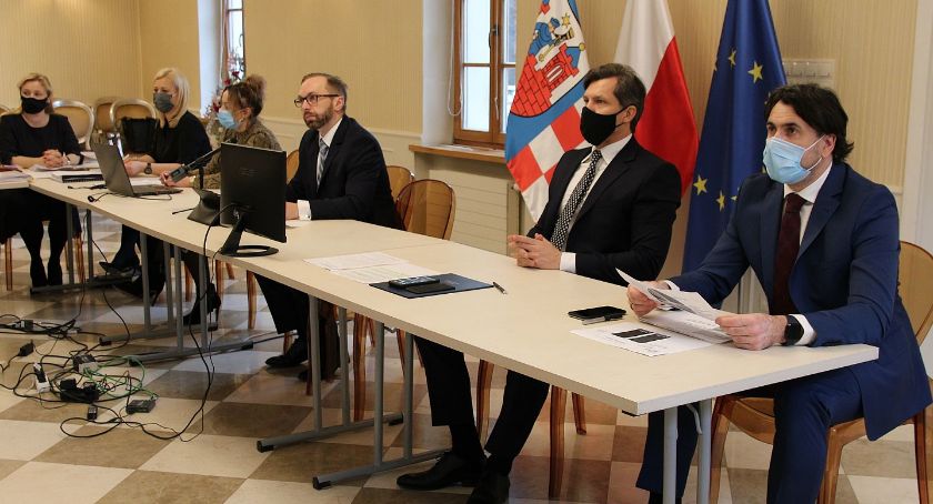 Kalisz ma budżet na 2021 rok. Będzie więcej pieniędzy na inwestycje.