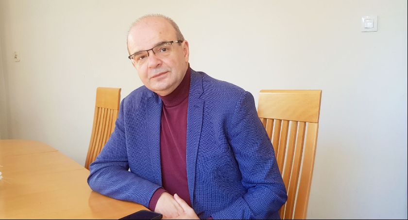 Będzie nowa wiata przystankowa przed szpitalem w Wolicy