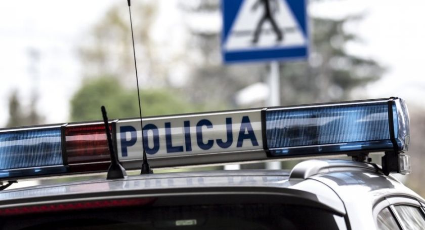 Zderzenie na ul. Wrocławskiej. Uwaga, ślisko na drogach!
