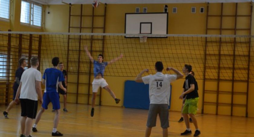 Zmarnowany projekt hali sportowej ZST-E