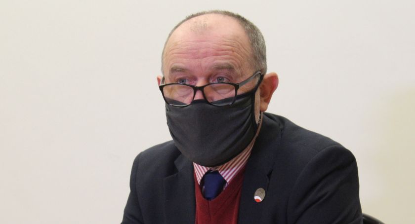 Poseł Jan Mosiński: Ustawa o mandatach nie ogranicza praw obywatelskich