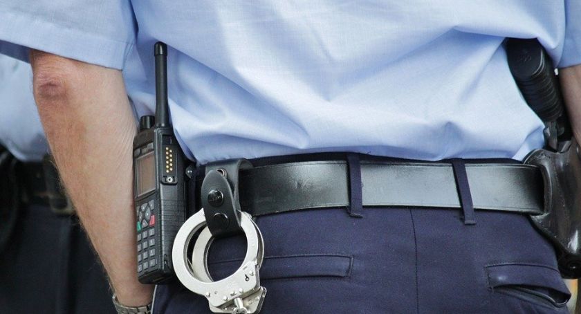 Sprawa zabójstwa przy ul. Fabrycznej. Dwaj podejrzani usłyszeli zarzuty.